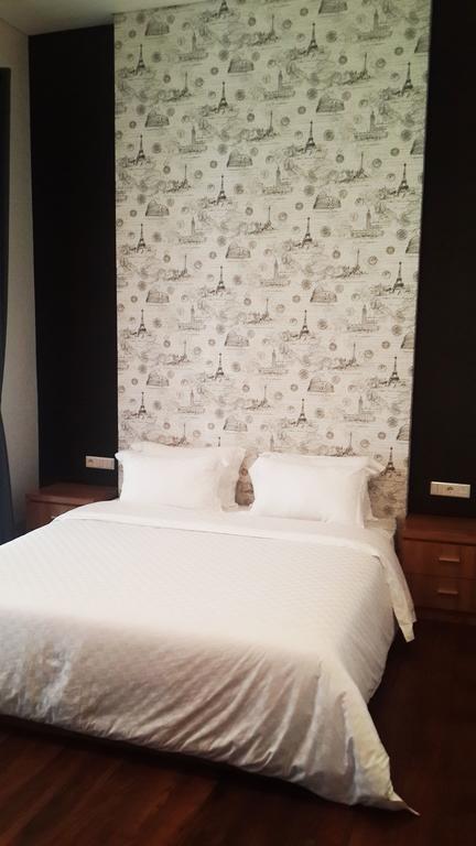 Hotel Dago Teuku Angkasa 14 Bandung Zimmer foto